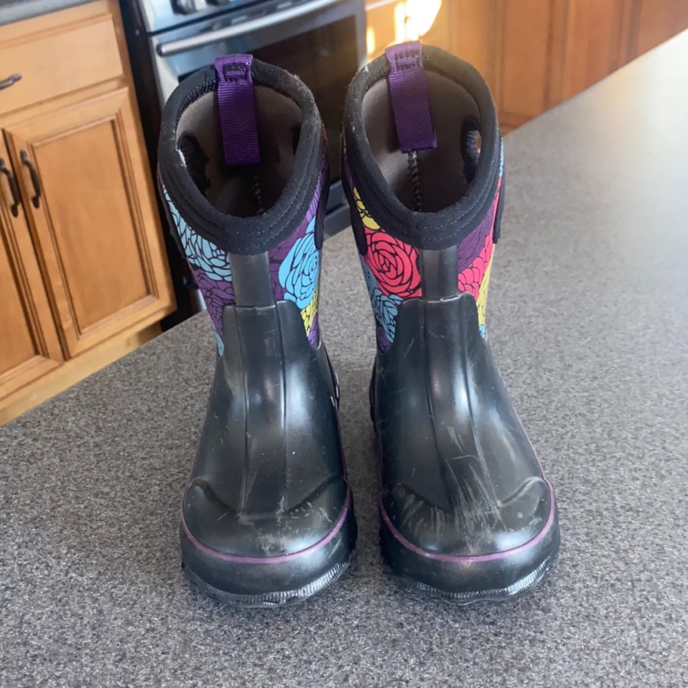 Bogs Toddler boots size 7